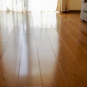 フロアコーティングの種類・選び方は床材により異なります。
